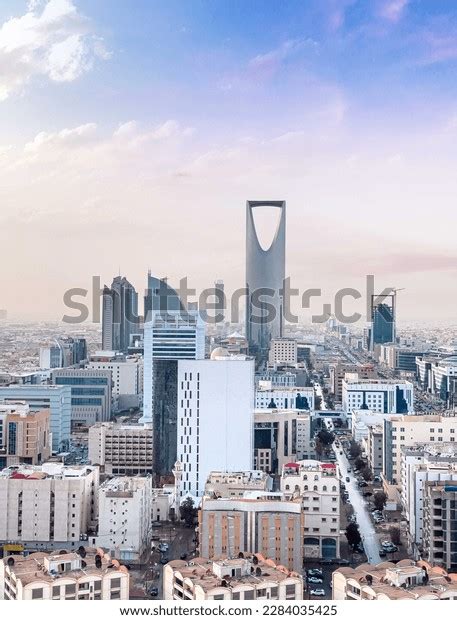 3,297 Riyadh Skyline Images, Stock Photos, 3D objects, & Vectors ...