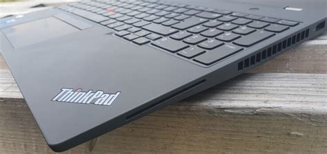 Lenovo ThinkPad T16 G1 Intel laptop review: 16-inch marathon runner - NotebookCheck.net Reviews