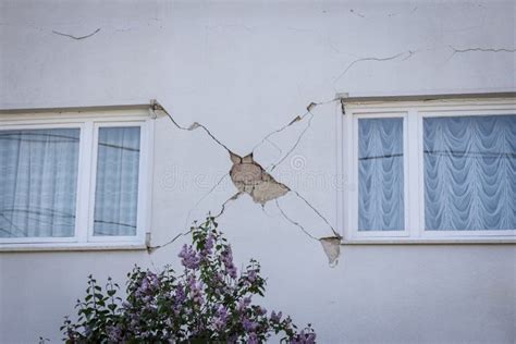 Damage House After A Strong Earthquake Stock Image - Image of collapse ...