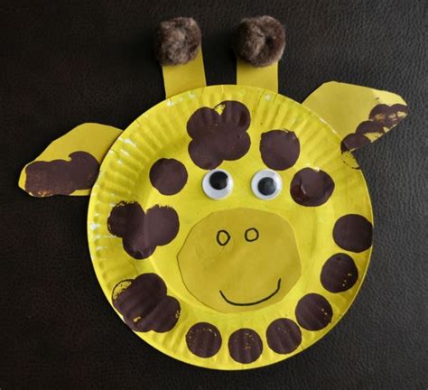 Basteln mit Papptellern – 51 ausgefallene Bastelideen für Kinder | Giraffe crafts, Paper plate ...