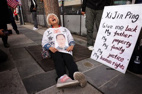 China’s Xi Jinping Arrives in San Francisco to Fanfare, Protests