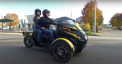 Arcimoto Roadster, la moto eléctrica de 3 ruedas para disfrutar de la ...