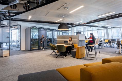 The 5 pillars of hybrid office design; making it work for your people