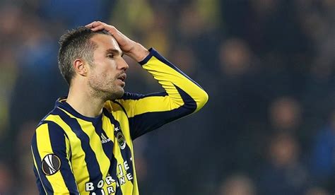 Fenerbahçe, van Persie set to part ways | Daily Sabah