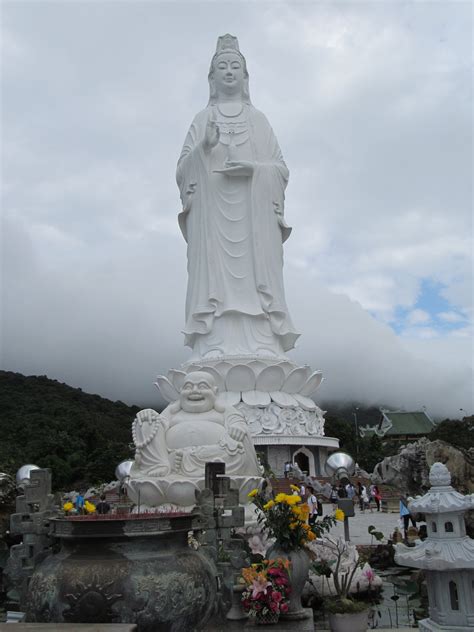 Lady Buddha Statue in Danang, Vietnam - Volunteer Abroad | Cosmic Volunteers