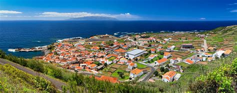 Qué hacer y ver en la isla de Corvo en Azores: un día de itinerario