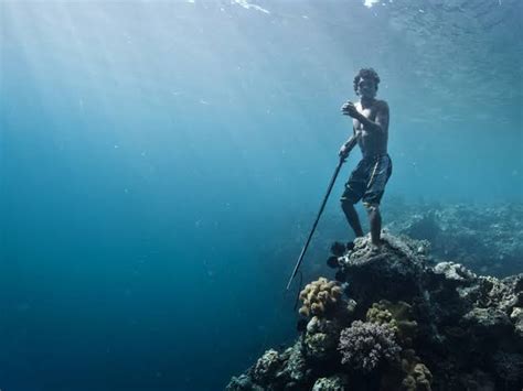 THE BAJAU PEOPLE