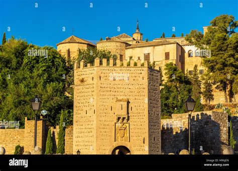 The Alcantara Bridge in Toledo, Spain Stock Photo - Alamy