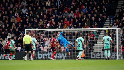 Bournemouth beats Fulham 2-1, moves out of relegation zone