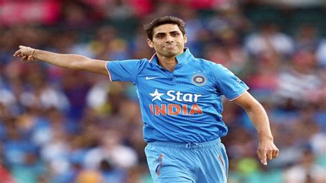 Ashish Nehra Height, Weight, Age, Bio, Body Stats, Net Worth & Wiki - The Stars Fact