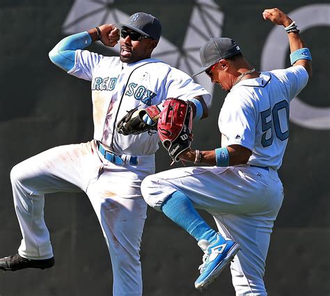 Uni Watch breaks down the 2017 slate of MLB uniforms - ESPN