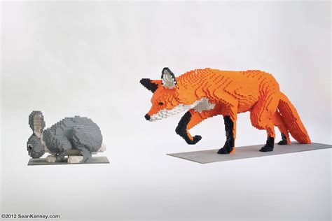 Sean Kenney - Art with LEGO bricks : Fox and rabbits (fox)