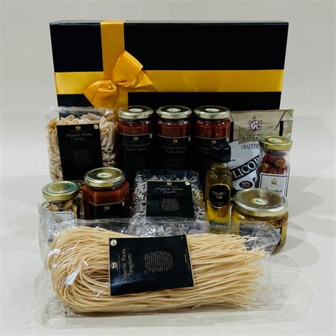 Vegan Gift Hamper "Mediterranean Hamper"- Buy Online Now