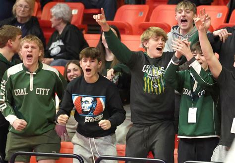 Photos: IHSA state wrestling individual finals third and fifth place ...