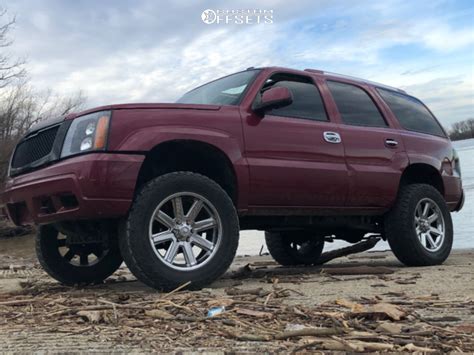 2004 Cadillac Escalade Ultra Crusher Rough Country Suspension Lift 6" | Custom Offsets