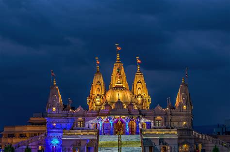 Swaminarayan Temple - Brainwavedesigns