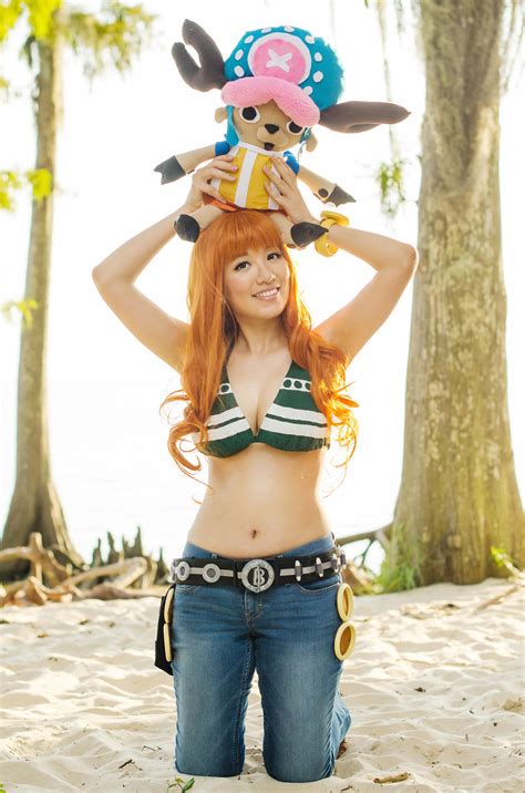 Chopper on top of Nami's Head, One Piece Cosplay by firecloak on DeviantArt