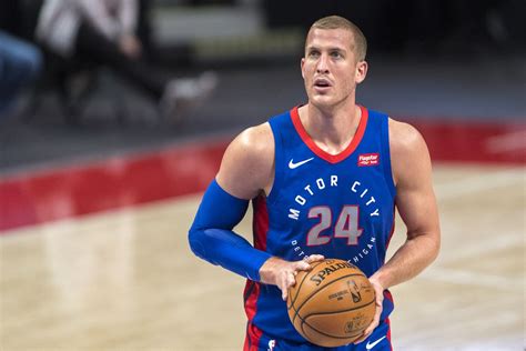 NBA Draft: The cap and trade implications of the Mason Plumlee trade ...