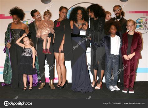 Singer Diana Ross with Grandchildren and Children – Stock Editorial ...