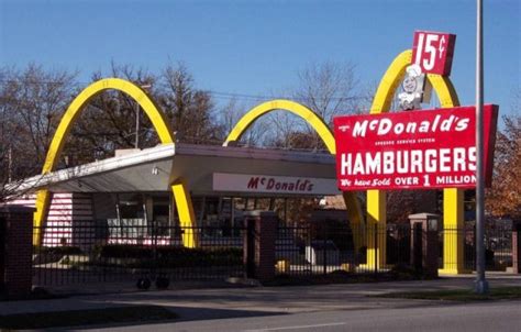 The Intriguing Story Behind the Golden Arches of McDonald's | The ...