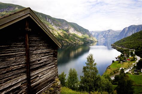 Guide to Flåm - What to see and do in Flåm - Fjord Tours