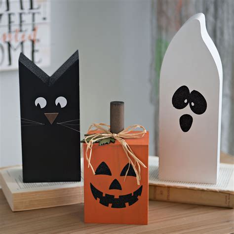 Halloween Wooden Characters, Set of 3 | Kirklands | Wooden halloween decorations, Halloween ...