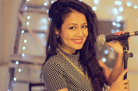 Neha Kakkar Wallpapers Hd Backgrounds - Neha Kakkar Aankh Marey - 1280x844 Wallpaper - teahub.io