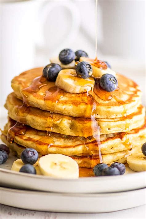 Easy Banana Pancakes for Two - Baking Mischief