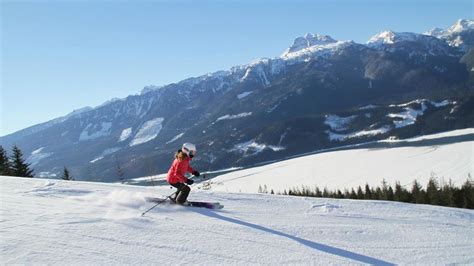 The 5 Best Ski Resorts Near Kelowna, 2023/24