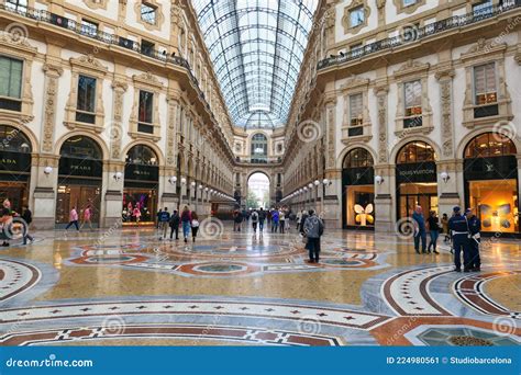 Famous Galleria Vittorio Emanuele II in Milan, One of the Oldest ...