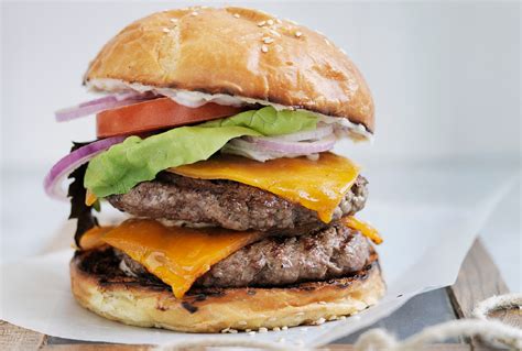 Roy Choi’s Los Angeles-Style Double Cheeseburger Recipe – Food Republic