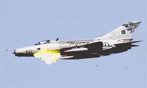 All jets in PAF inventory take part in firepower display - Pakistan - DAWN.COM