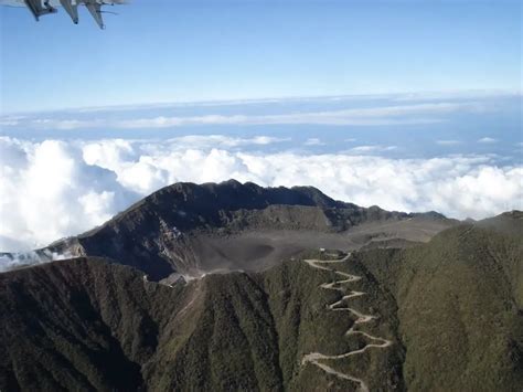 Meet the Impressive Turrialba Volcano ⋆ The Costa Rica News