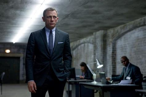 Daniel Craig in Skyfall Images