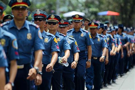 Palace endorses pay hike reso for cops, soldiers to Congress | ABS-CBN News