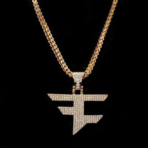 FaZe Clan Pendant | Gold wallpaper iphone, Faze clan logo, Clan