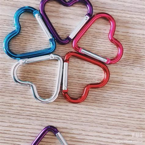 Aluminum Heart Shaped Carabiner For Keychain - Buy Heart Shape Keychain,Carabiner Keychain ...