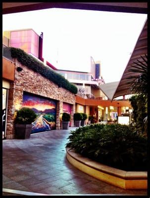 Anaheim GardenWalk - 100 Photos - Shopping Centers - Anaheim, CA ...