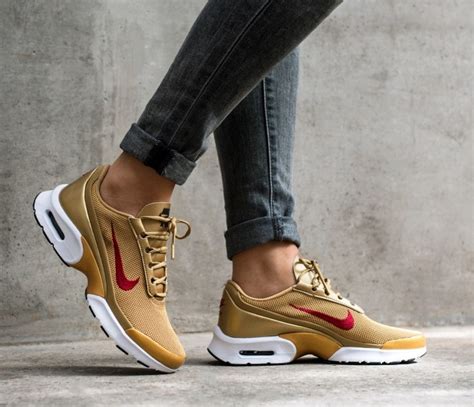 Now Available: Women's Nike Air Max Jewel QS "Metallic Gold" — Sneaker Shouts