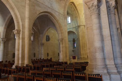 Premium Photo | Church of the holy sepulcher inside