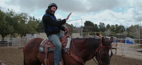 'John Wick 3' Featurettes Show Keanu Reeves Gleefully Learning How To Ride A Horse