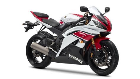 2012 Yamaha YZF-R6 WGP 50th Anniversary Review - Top Speed