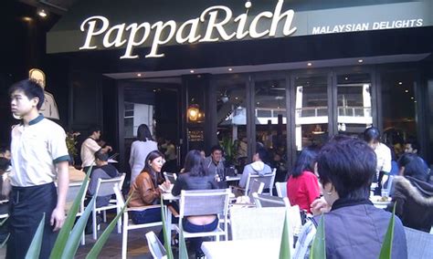 Outdoor dining - PappaRich QV | Outdoor dining - PappaRich Q… | Flickr
