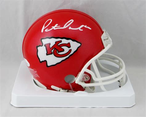 Patrick Mahomes Signed Chiefs Mini Helmet (JSA COA) | Pristine Auction