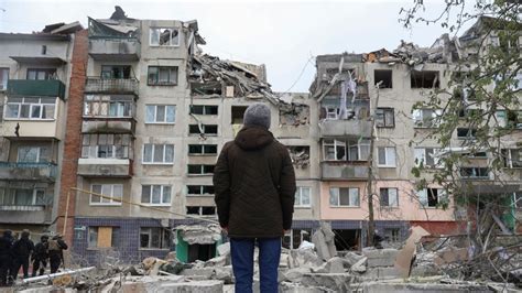 Latest in Ukraine: 8 Dead, More Than 20 Wounded in Russian Airstrike in ...