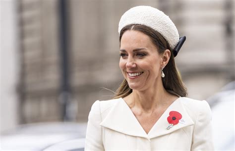 Kate Middleton Just Took the Padded Headband Trend to the Extreme