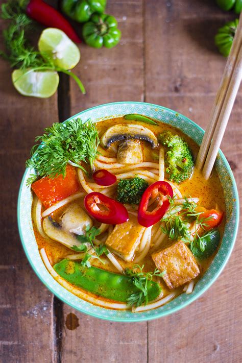 One Teaspoon Of Life: Vegan Laksa Soup Recipe | How to make vegan Malaysian Laksa Lemak [Video]