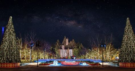 WINTERFEST AT CANADA'S WONDERLAND