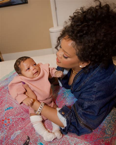 See Rihanna and A$AP Rocky’s Family Photos With Their Newborn Baby | Vanity Fair