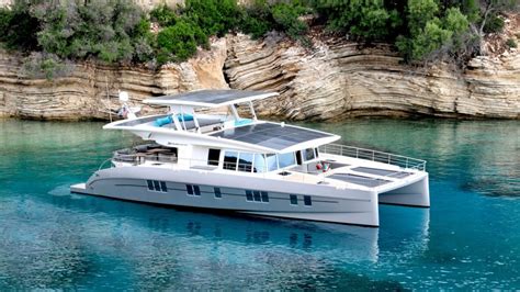 This New Solar-Powered Catamaran Has Unlimited Range and Is Completely Silent – Solar fabric ...